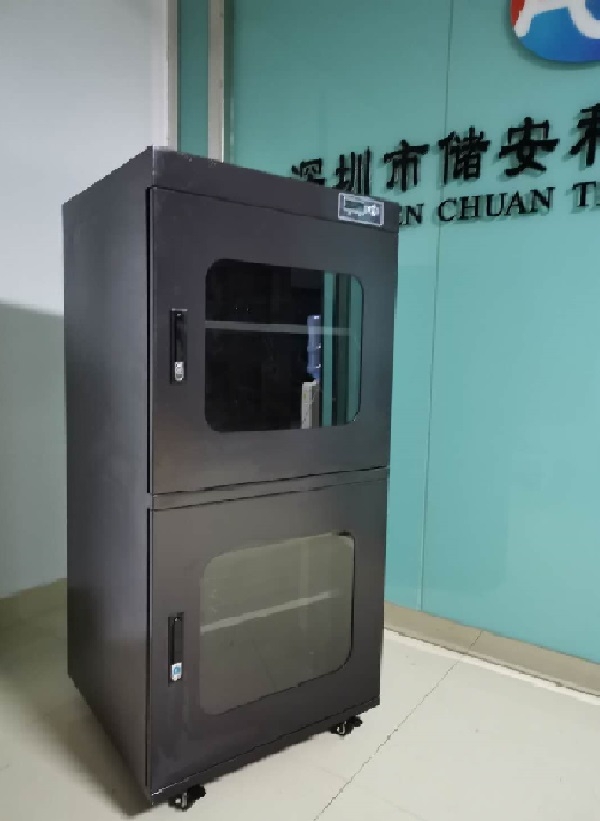 CAFS-500L IC存储专用防潮箱